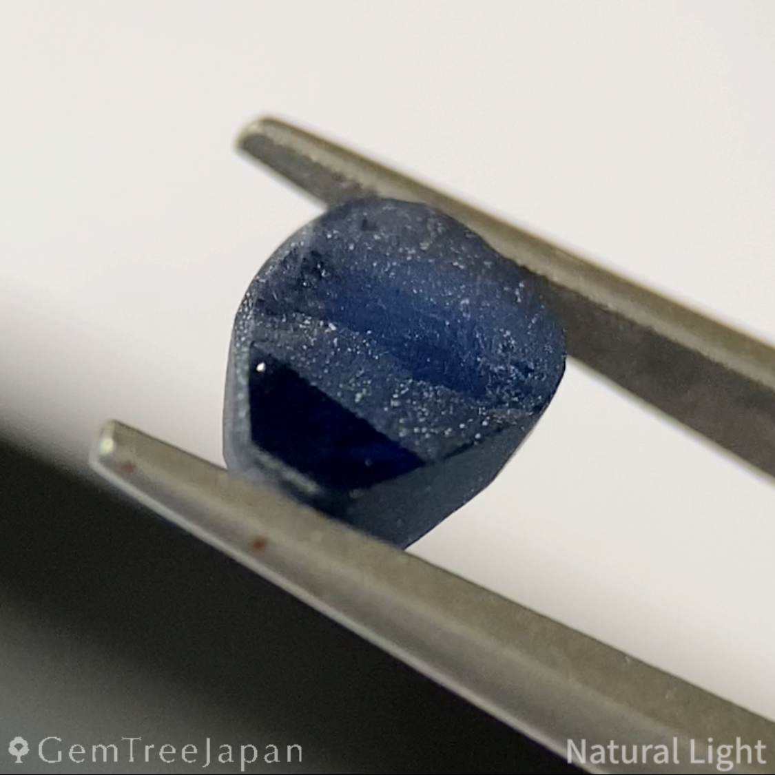Cameroon Sapphire 0.780ct