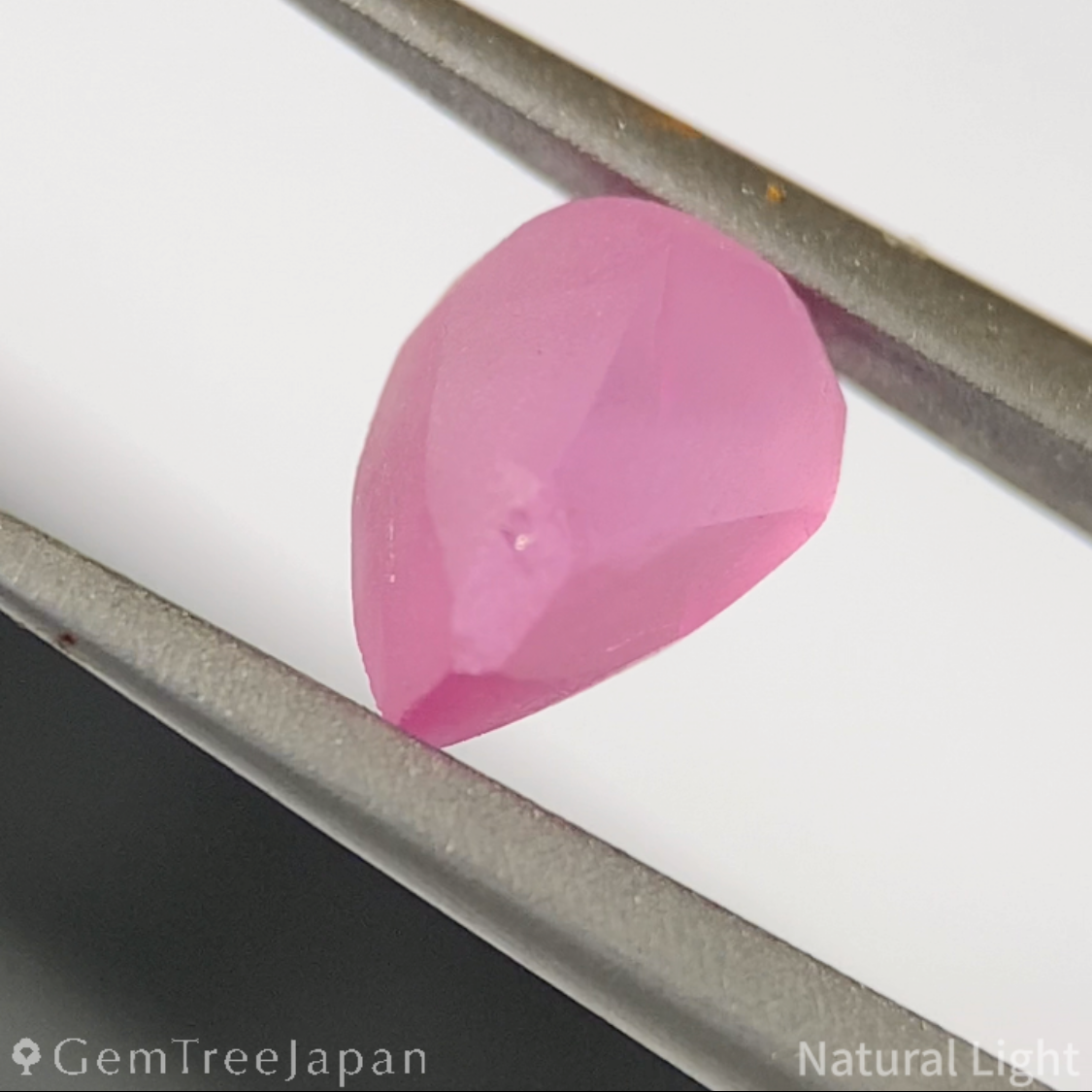Mahenge Spinel 0.593ct / Tanzania