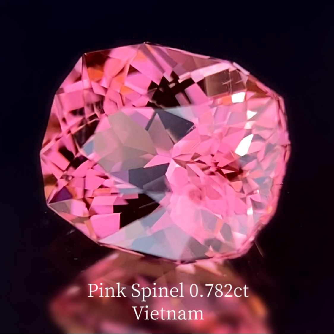 Pink Spinel 0.782ct / Vietnam