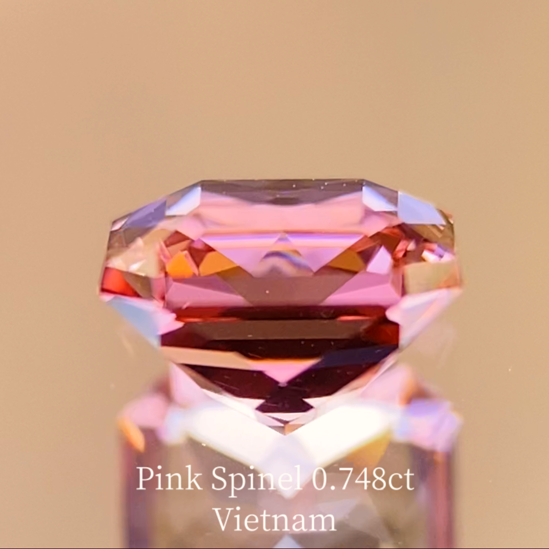 Pink Spinel 0.748ct / Vietnam
