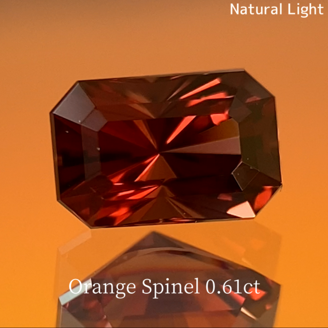 Orange Spinel 0.614ct / Vietnam