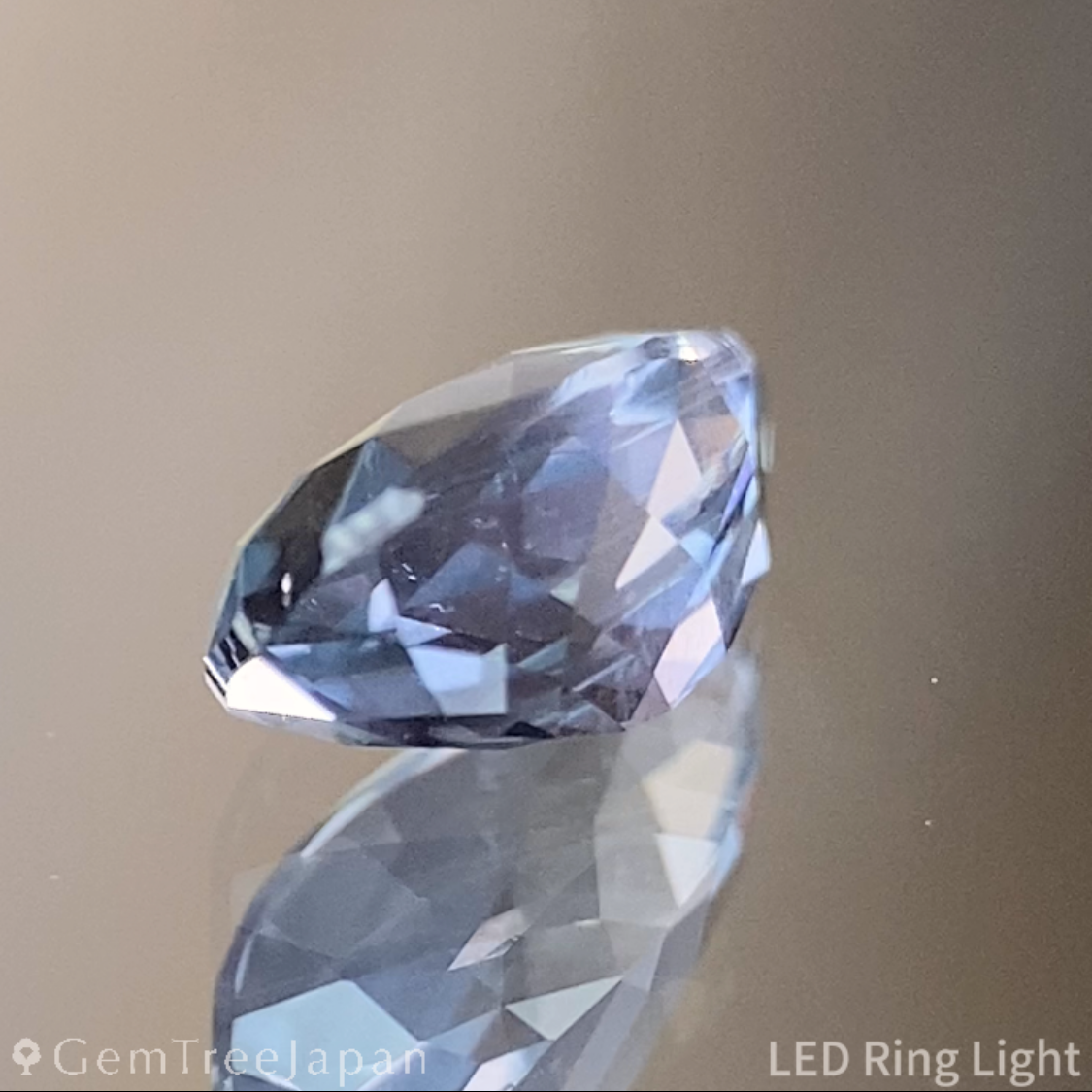 Greenish Light Blue Sapphire 1.127ct / Madagascar