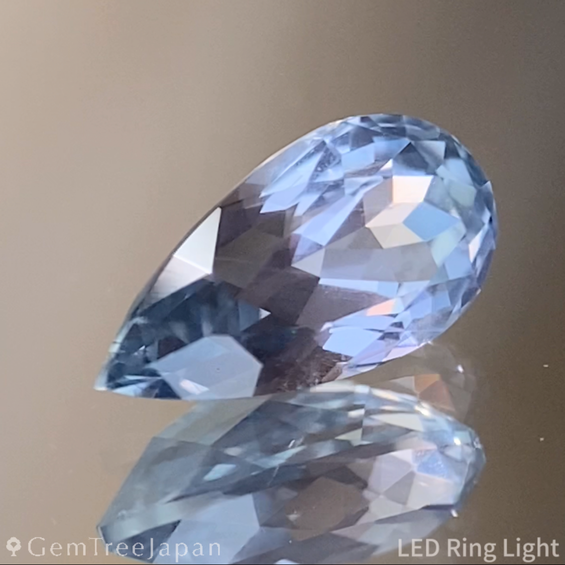 Greenish Light Blue Sapphire 1.127ct / Madagascar