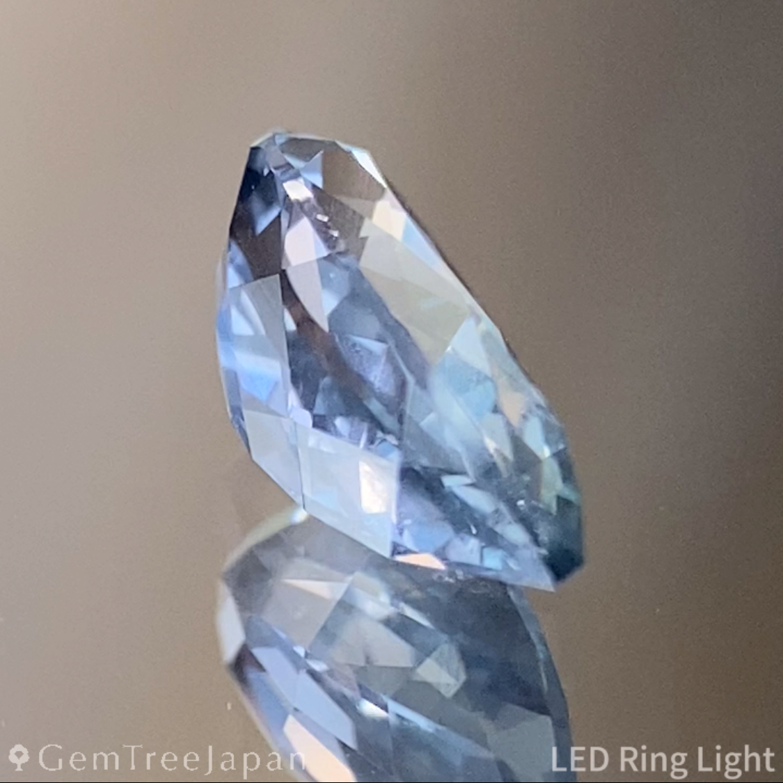 Greenish Light Blue Sapphire 1.127ct / Madagascar