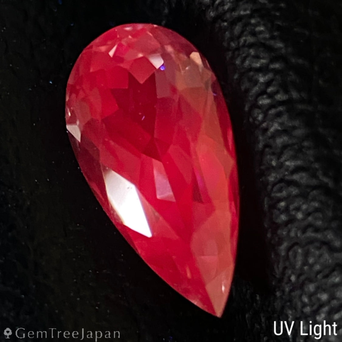 Greenish Light Blue Sapphire 1.127ct / Madagascar