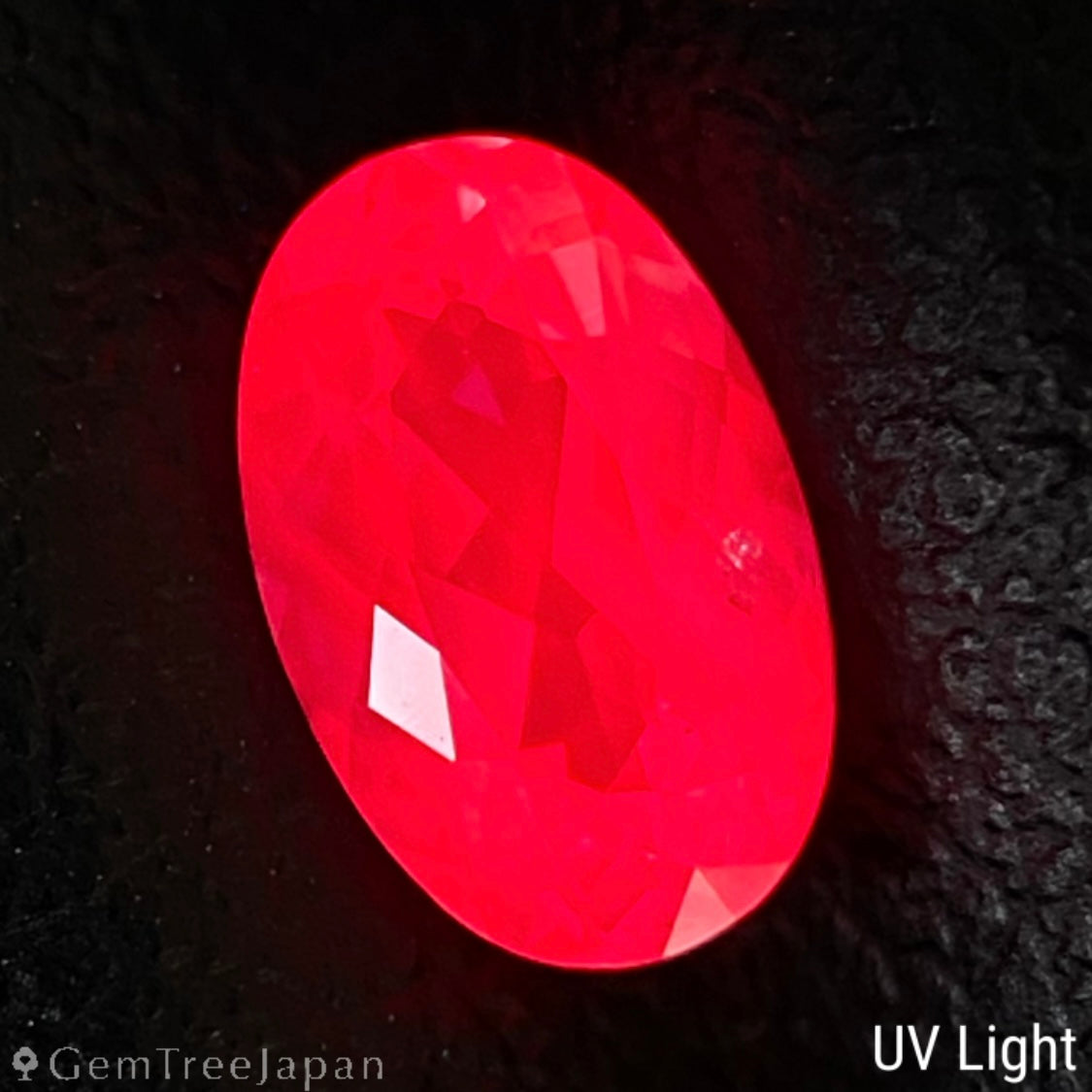 Purplish Pink Sapphire 0.742ct / Madagascar
