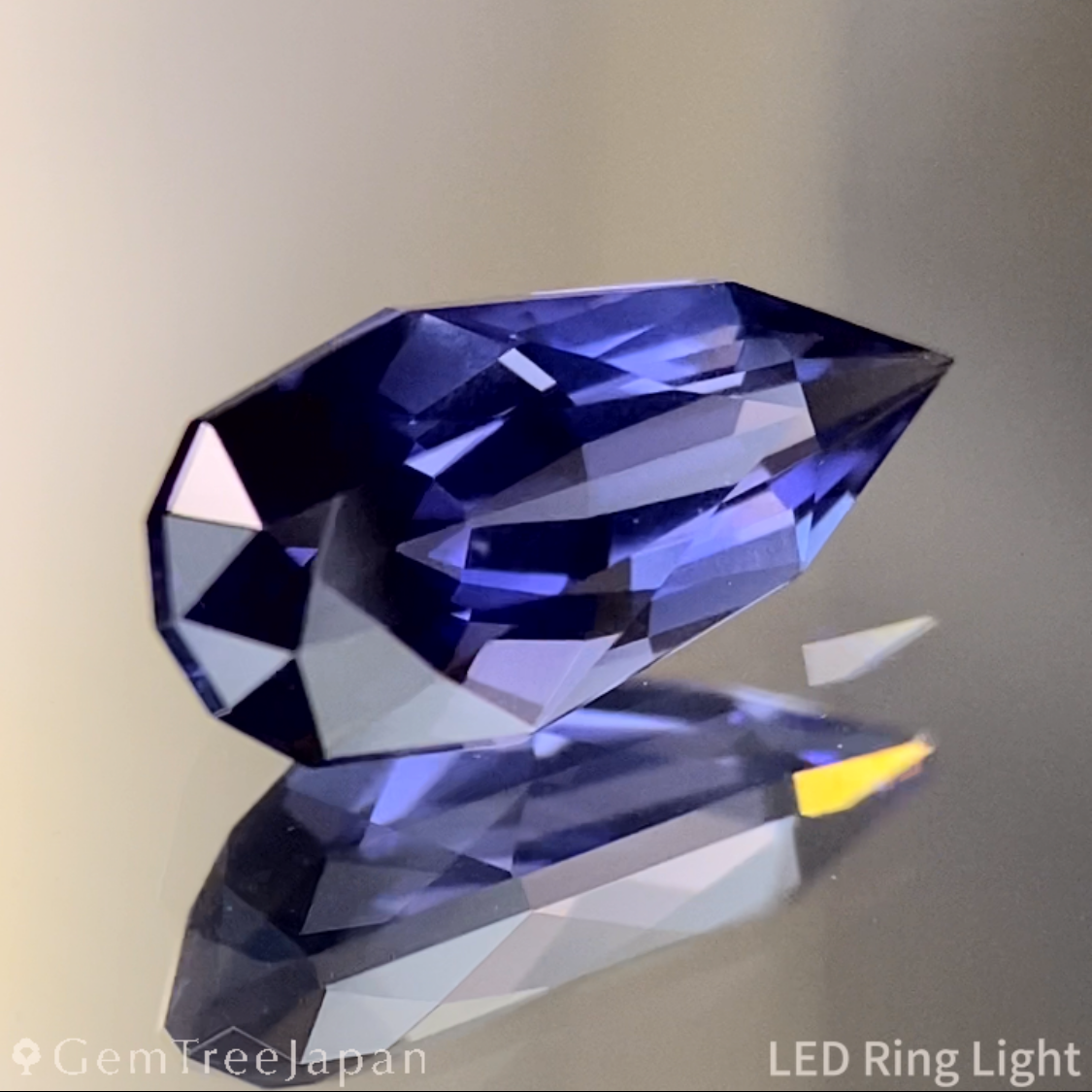 Iolite 0.879ct / Tanzania