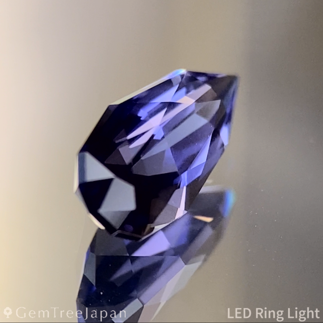 Iolite 0.879ct / Tanzania