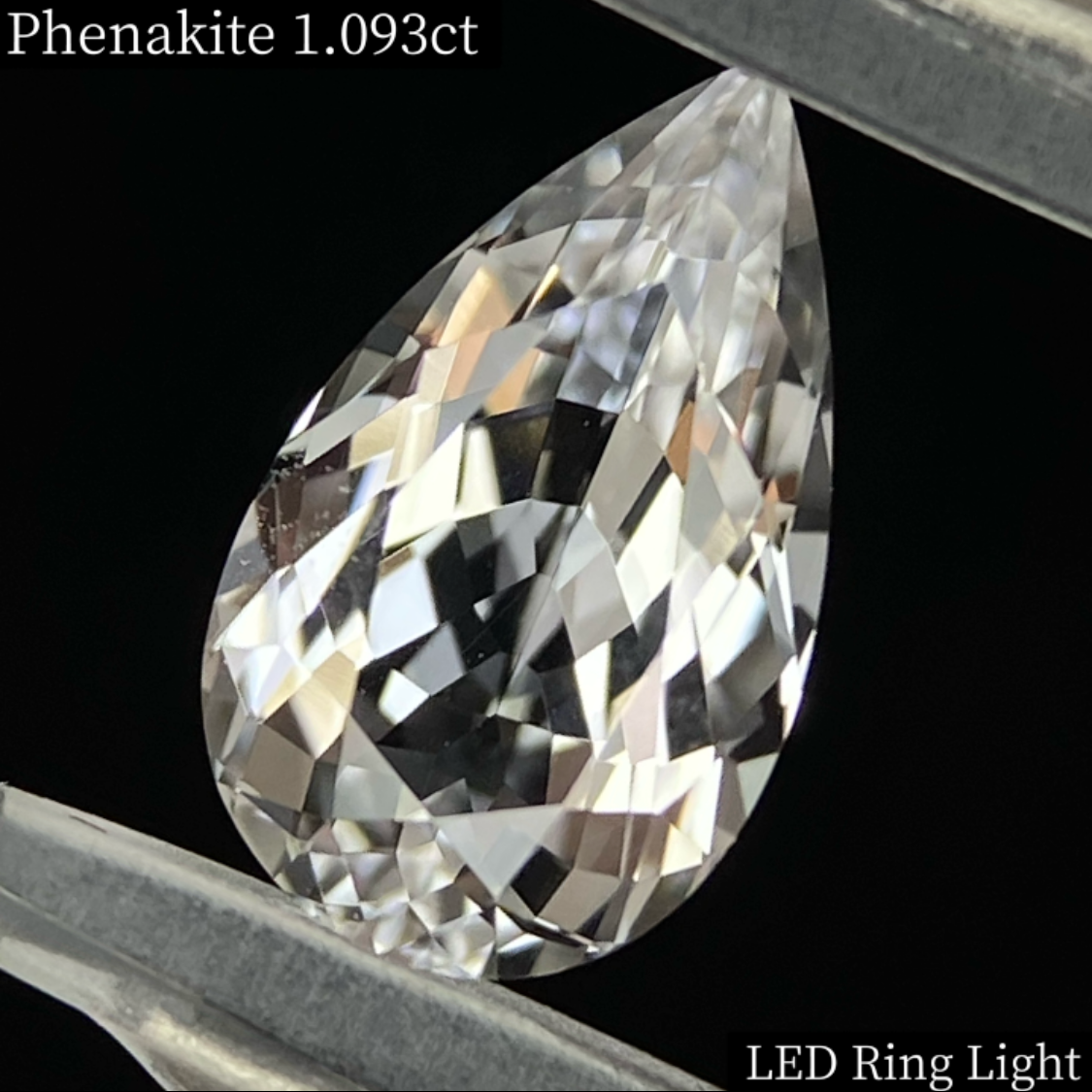 Phenakite 1.093ct / Russia