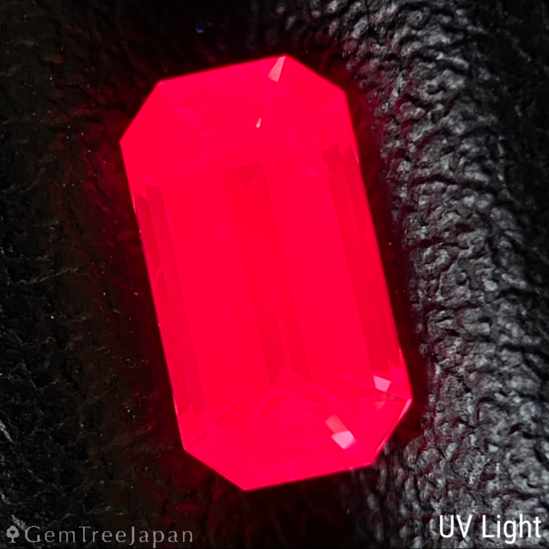 Mahenge Spinel 0.859ct / Tanzania