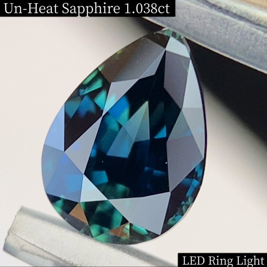 Un-Heat Green Blue Sapphire 1.038ct / Vietnam