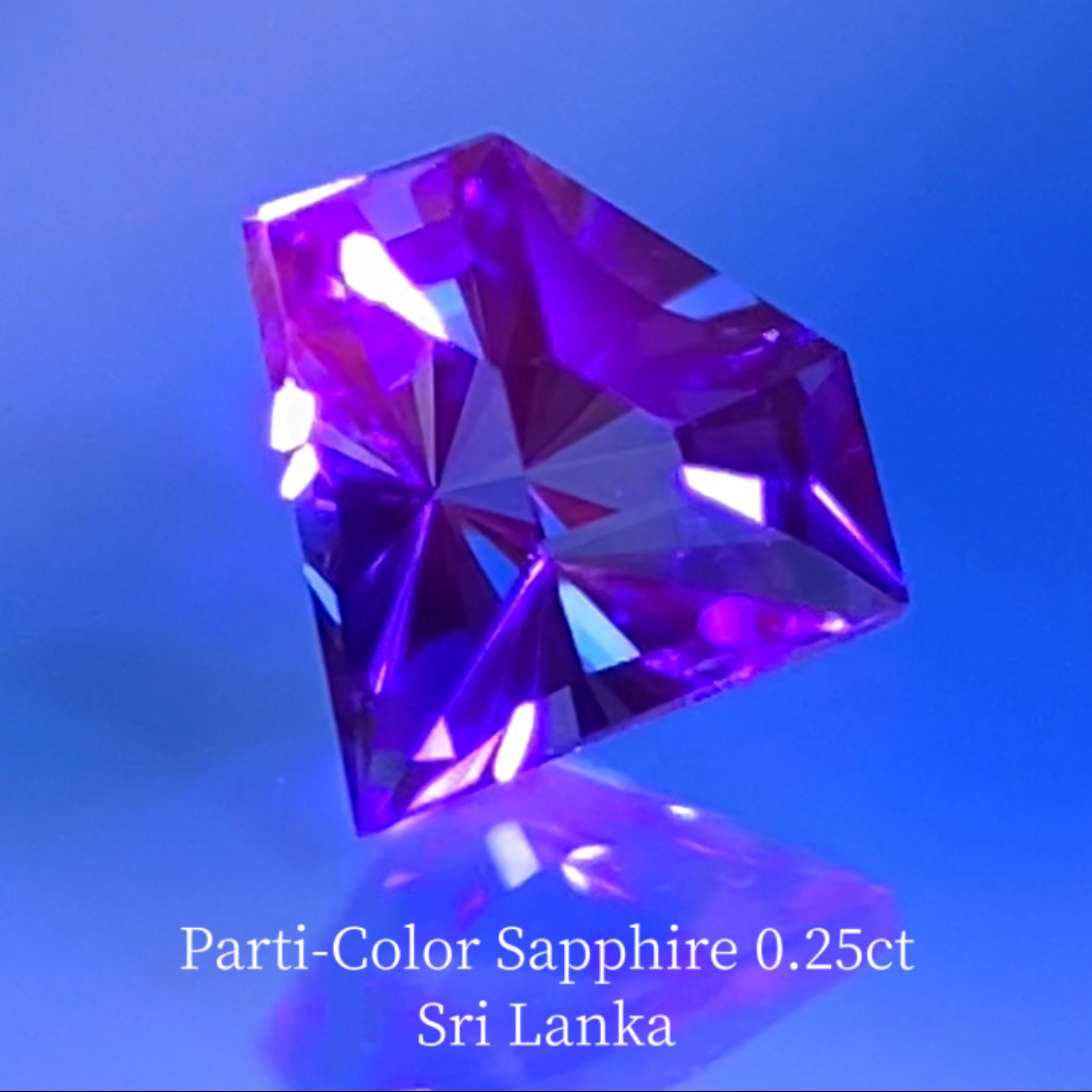 Parti-Color Sapphire 0.25ct / Sri Lanka