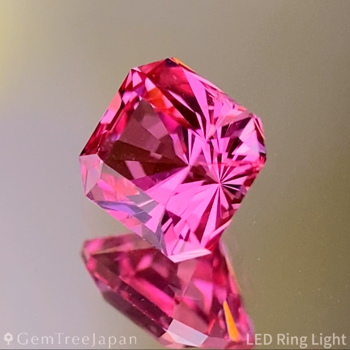 Mahenge Spinel 0.770ct / Tanzania