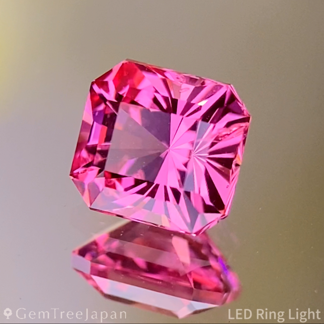 Mahenge Spinel 0.770ct / Tanzania