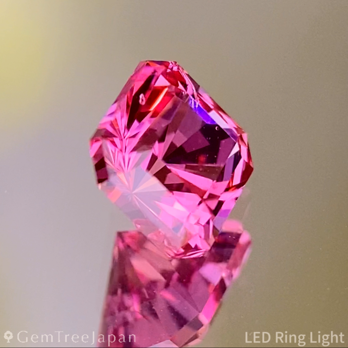 Mahenge Spinel 0.770ct / Tanzania
