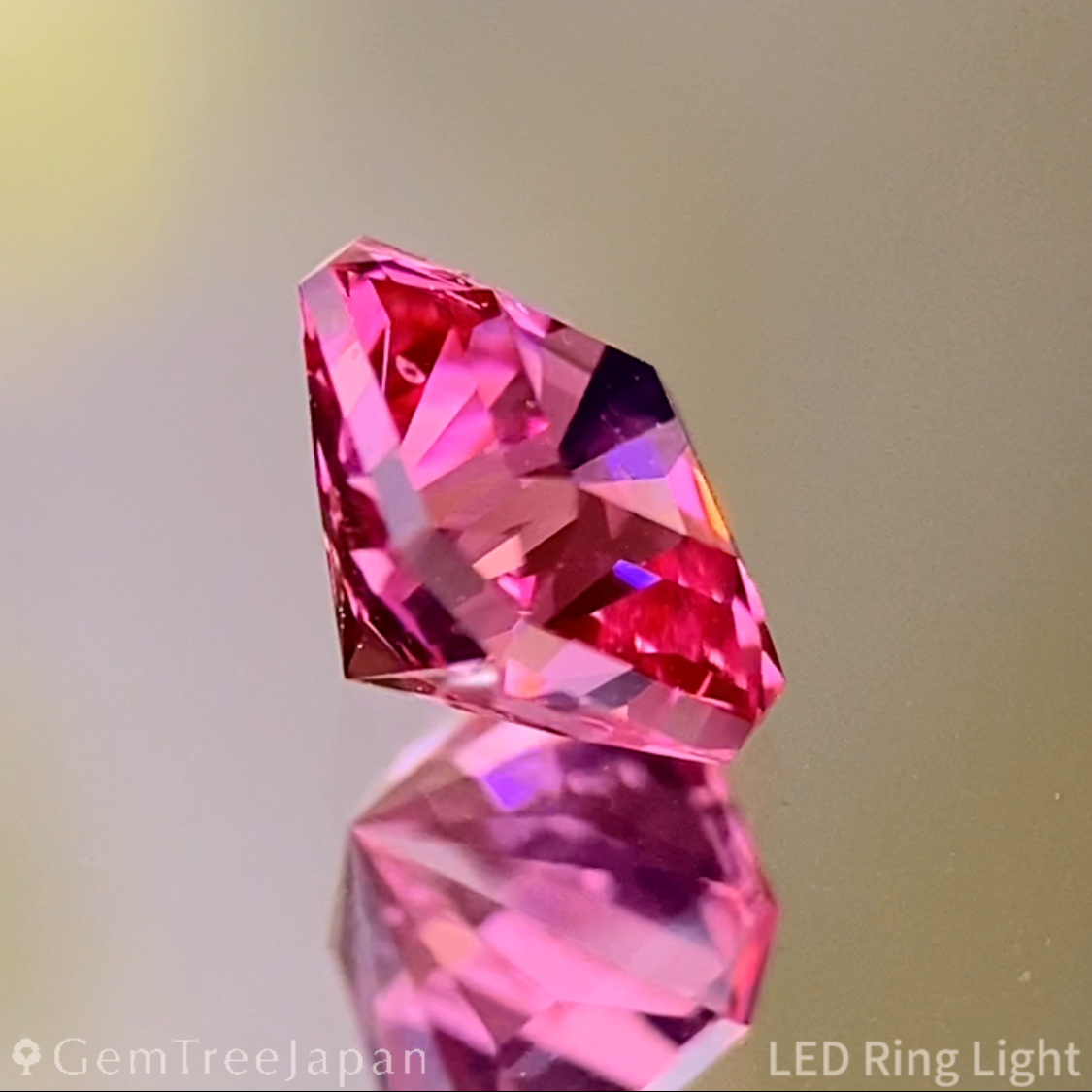 Mahenge Spinel 0.770ct / Tanzania