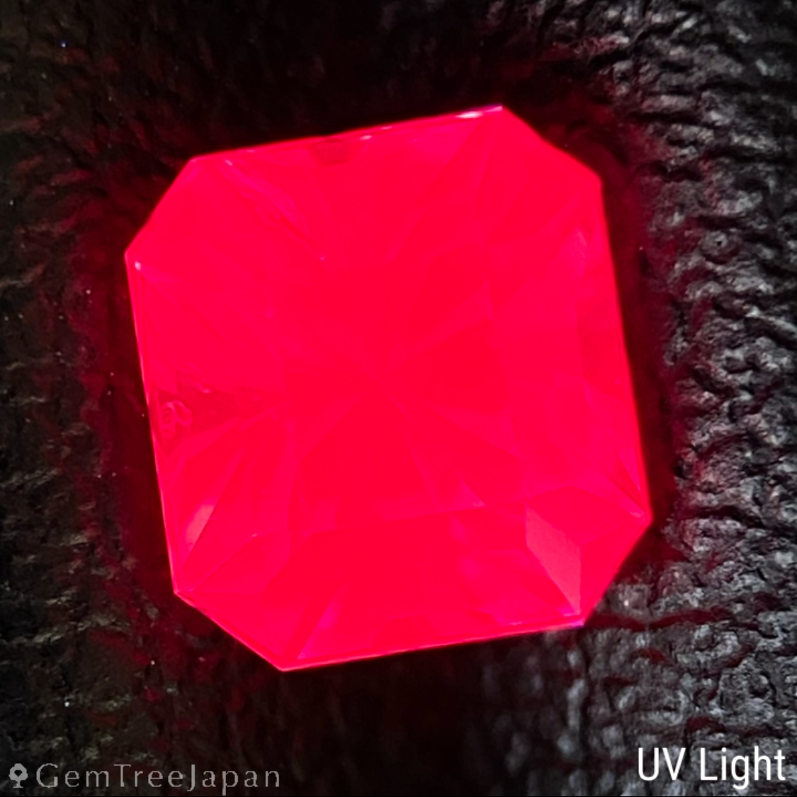 Mahenge Spinel 0.770ct / Tanzania