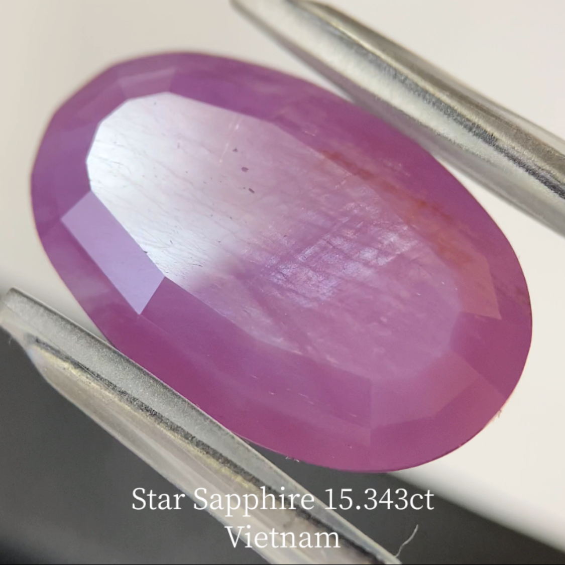 Star Sapphire 15.343ct / Vietnam
