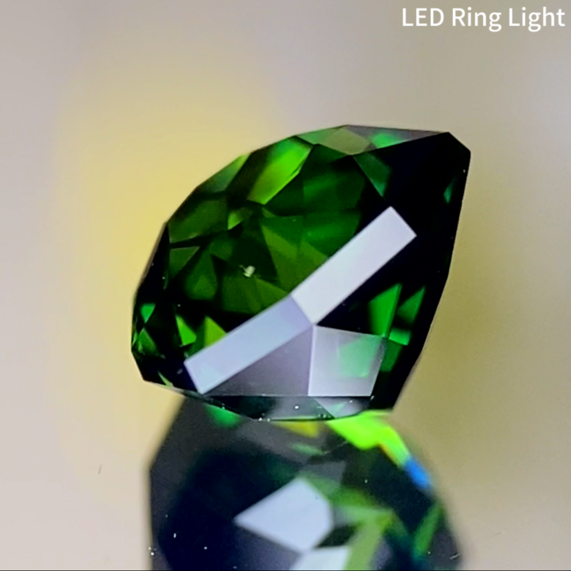Chrome Tourmaline 0.807ct / Tanzania