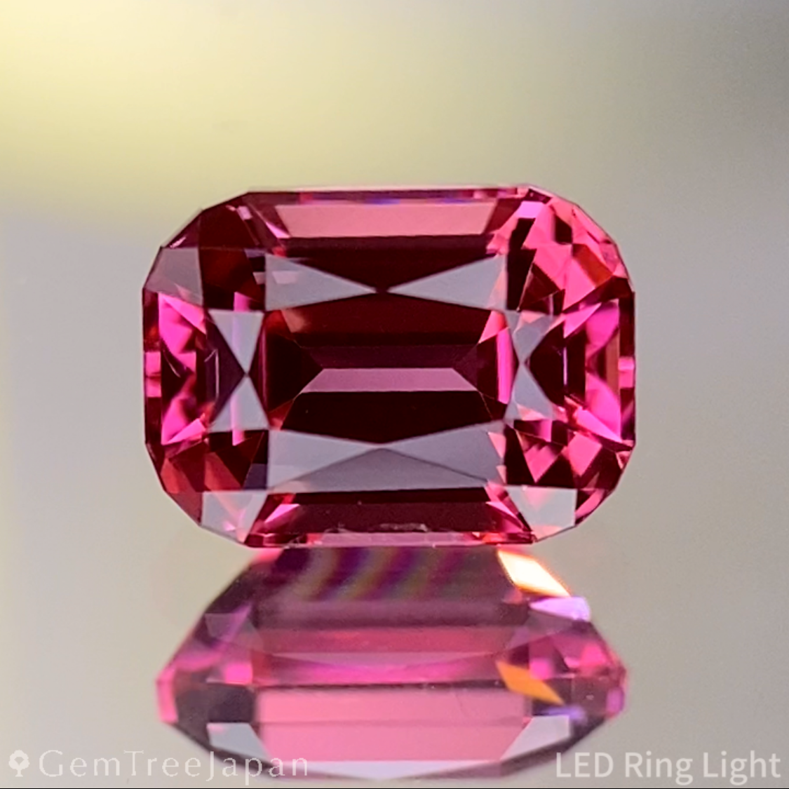 Mahenge Spinel 0.898ct / Tanzania
