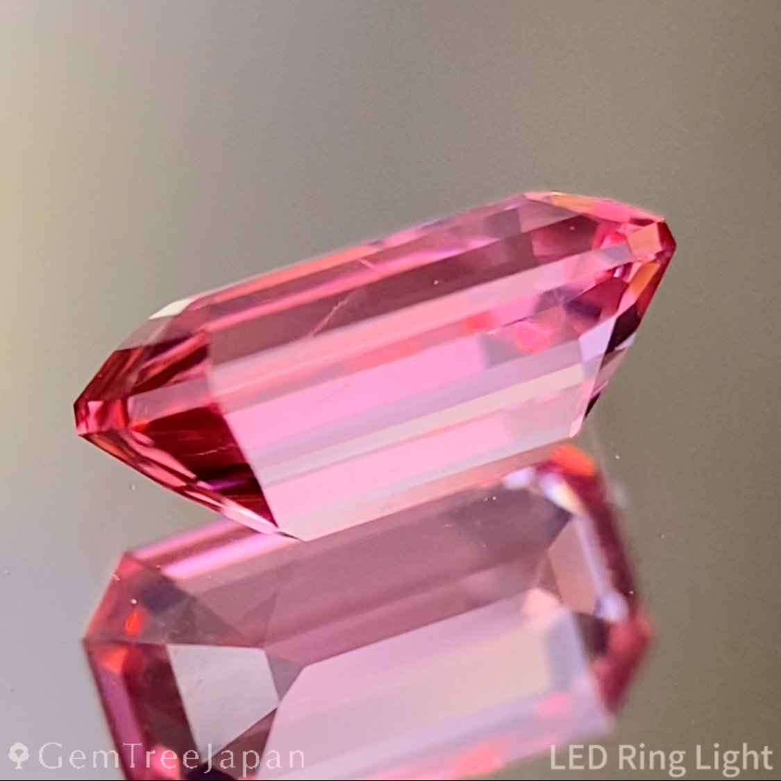 Mahenge Spinel 0.859ct / Tanzania