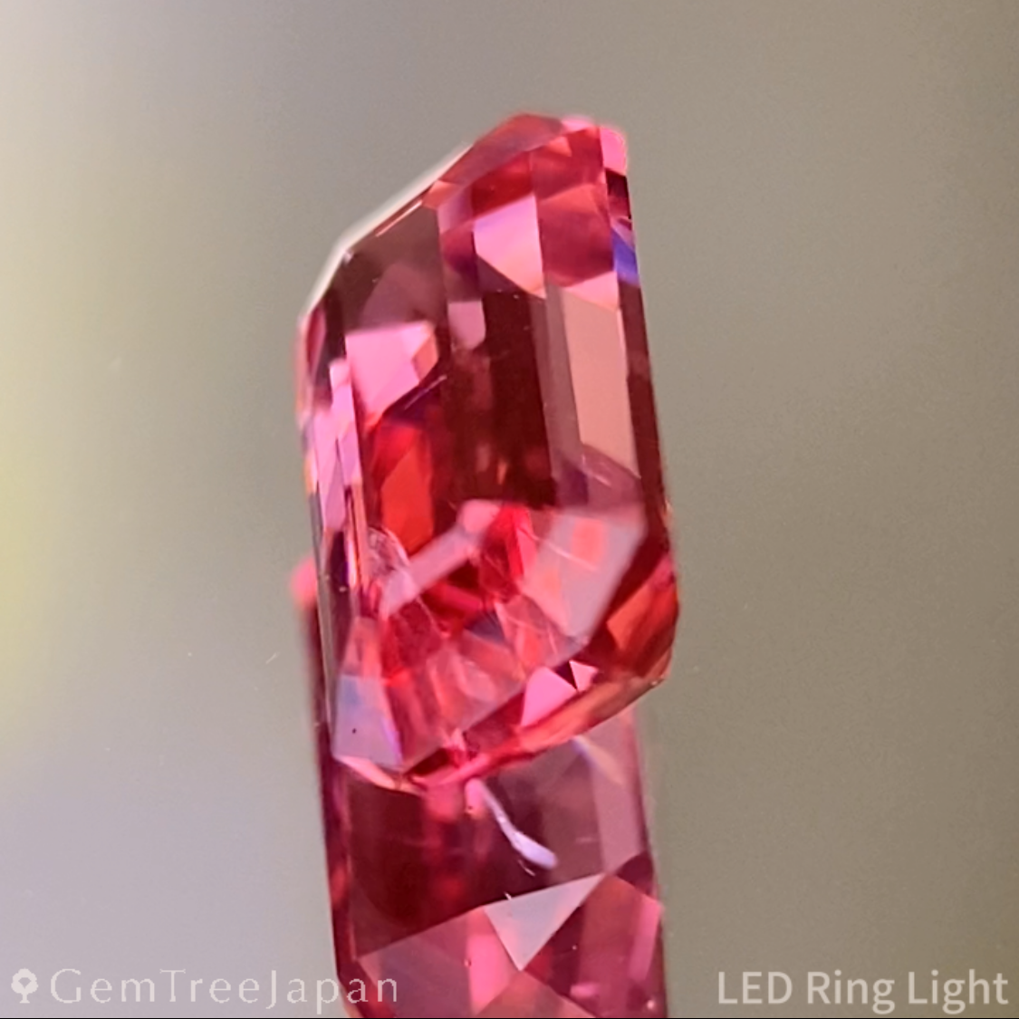 Mahenge Spinel 0.859ct / Tanzania