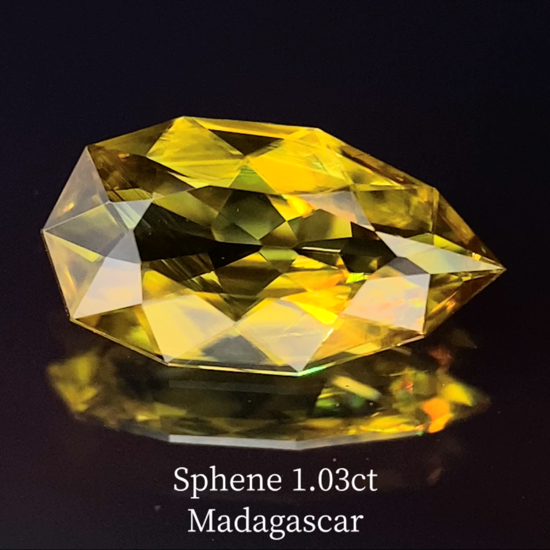 Sphene 1.03ct / Madagascar