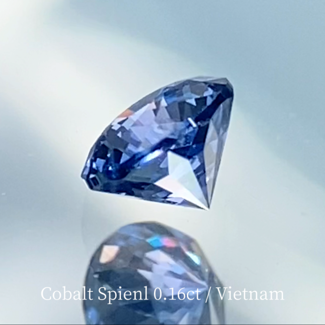 Cobalt Spinel 0.16ct / Vietnam