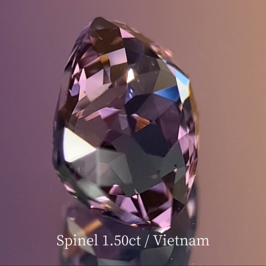 Spinel 1.506ct / Vietnam
