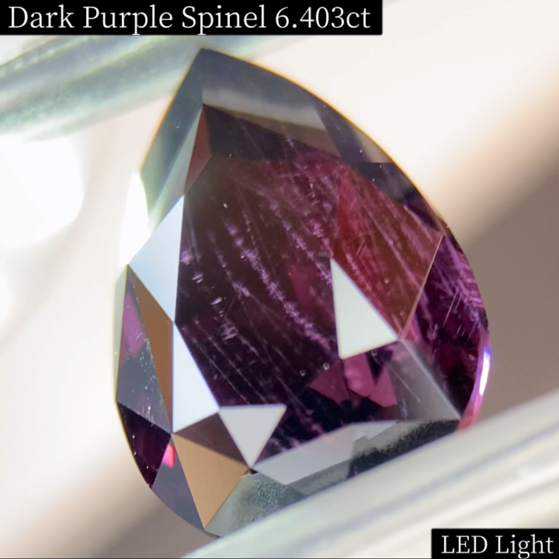 Dark Purple Spinel 6.403ct / Vietnam