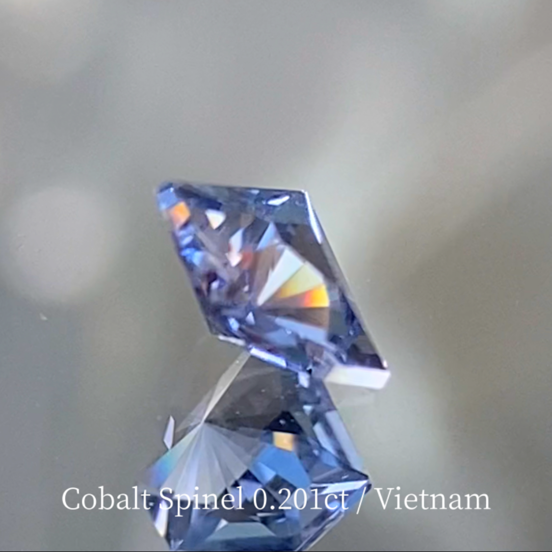 Cobalt Spinel 0.201ct / Vietnam