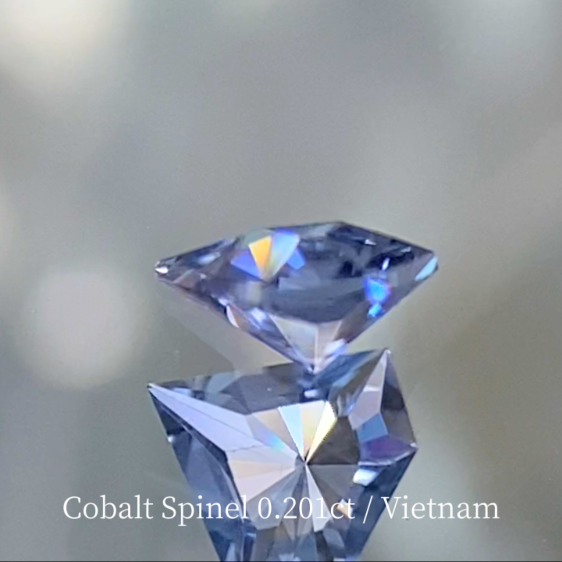 Cobalt Spinel 0.201ct / Vietnam