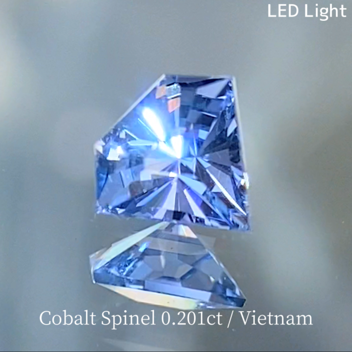 Cobalt Spinel 0.201ct / Vietnam
