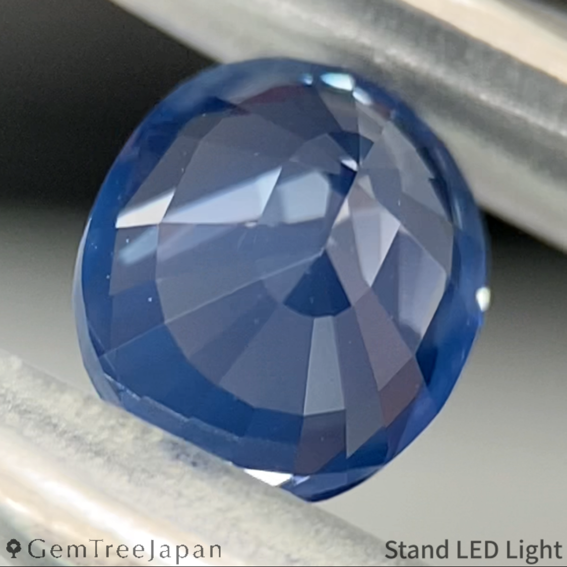 Silky Cobalt Spinel 1.133ct (Iron Cobalt) / Tanzania