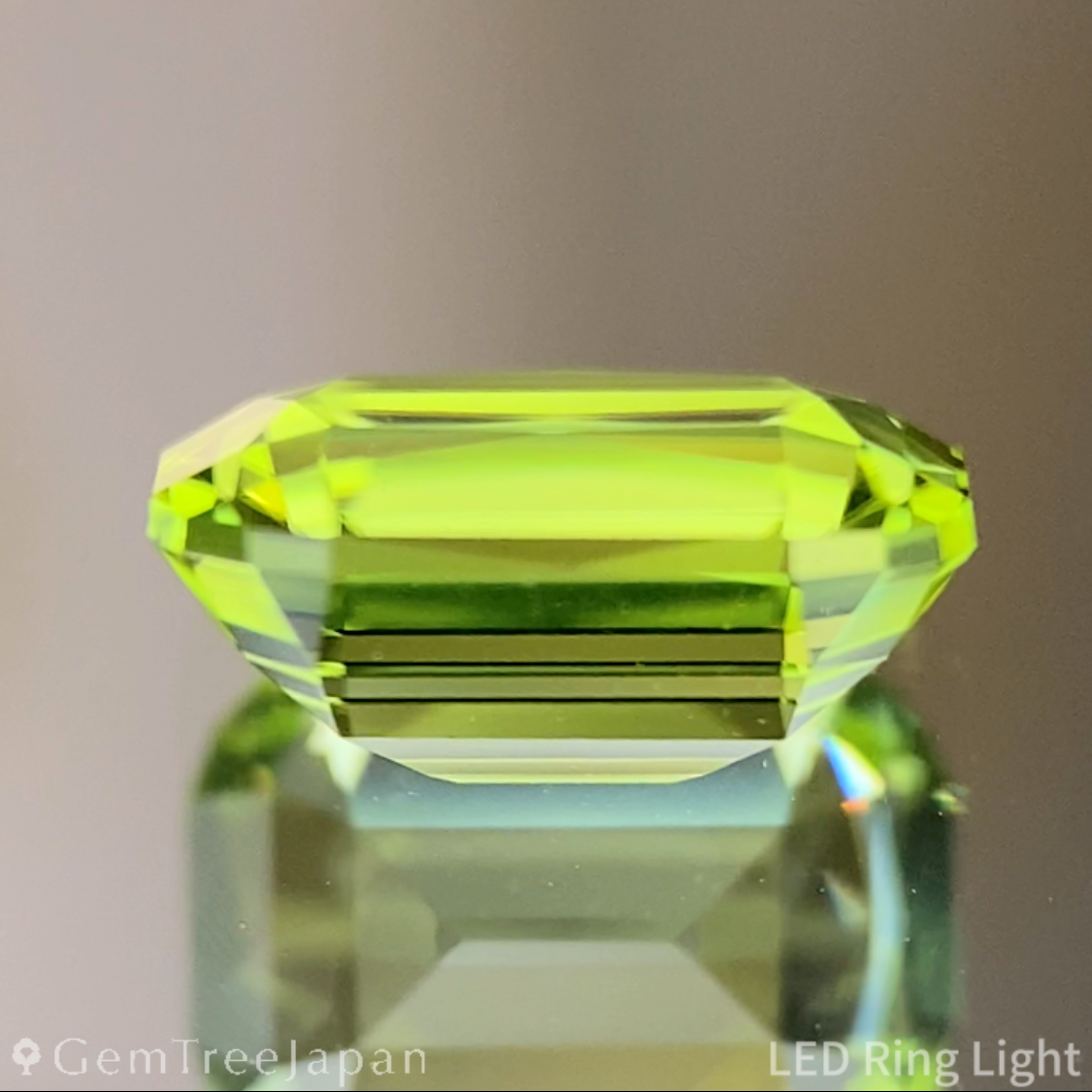 Peridot 1.36ct / U.S.A.