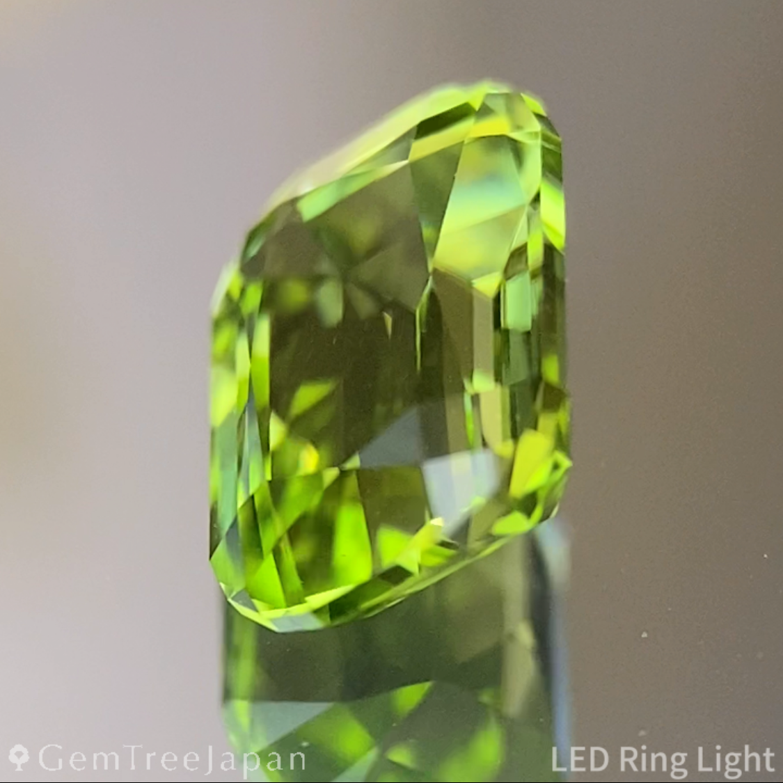 Peridot 1.36ct / U.S.A.