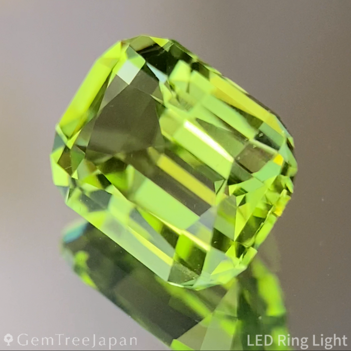 Peridot 1.36ct / U.S.A.