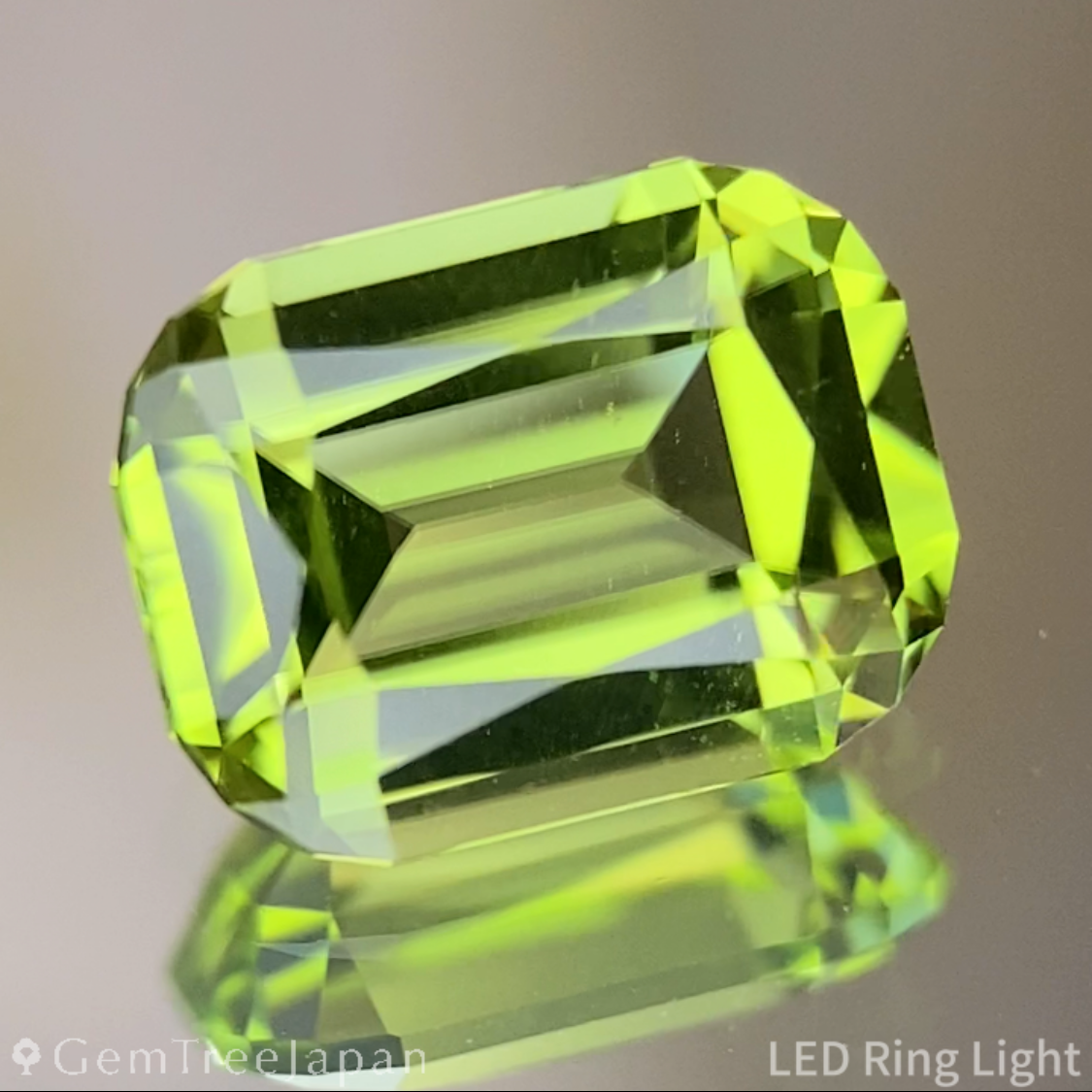 Peridot 1.36ct / U.S.A.