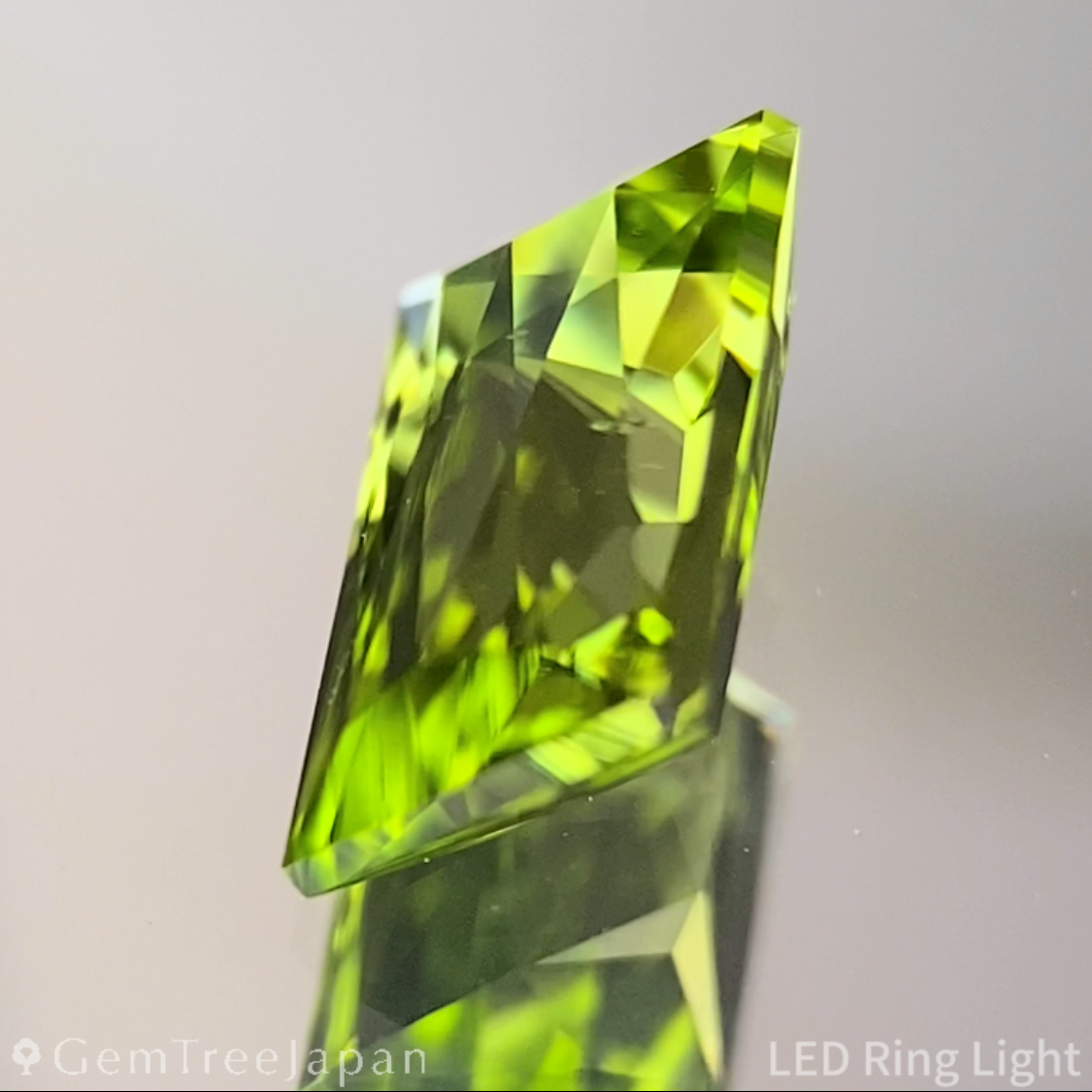 Peridot 1.04ct / U.S.A.