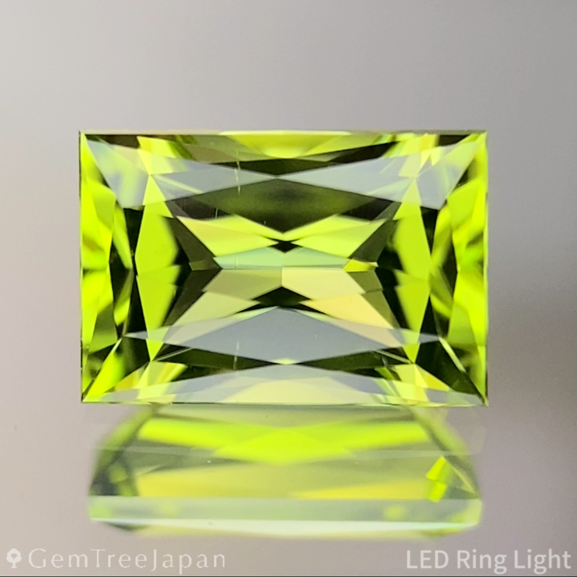 Peridot 1.04ct / U.S.A.