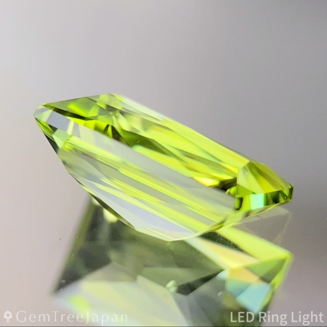 Peridot 1.04ct / U.S.A.