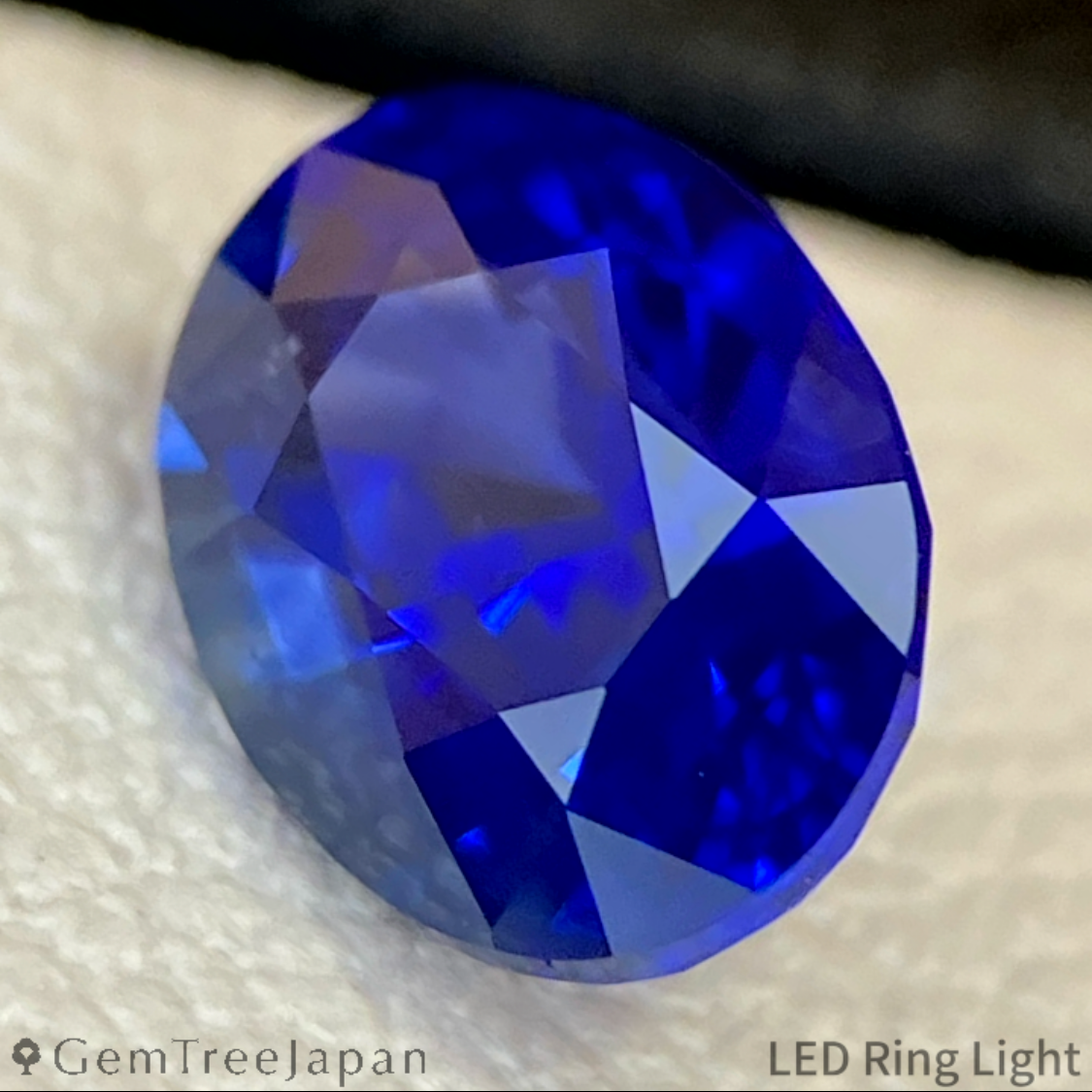 Cornflower Blue Sapphire 1.086ct / Burma