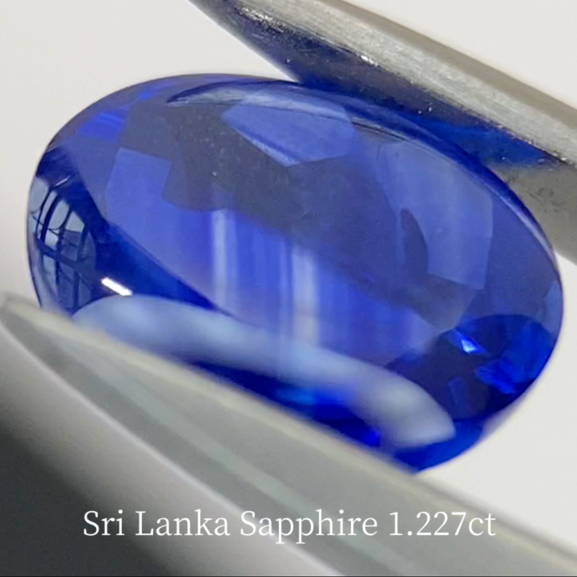 Sapphire 1.227ct / Sri Lanka / Cabochon Flower