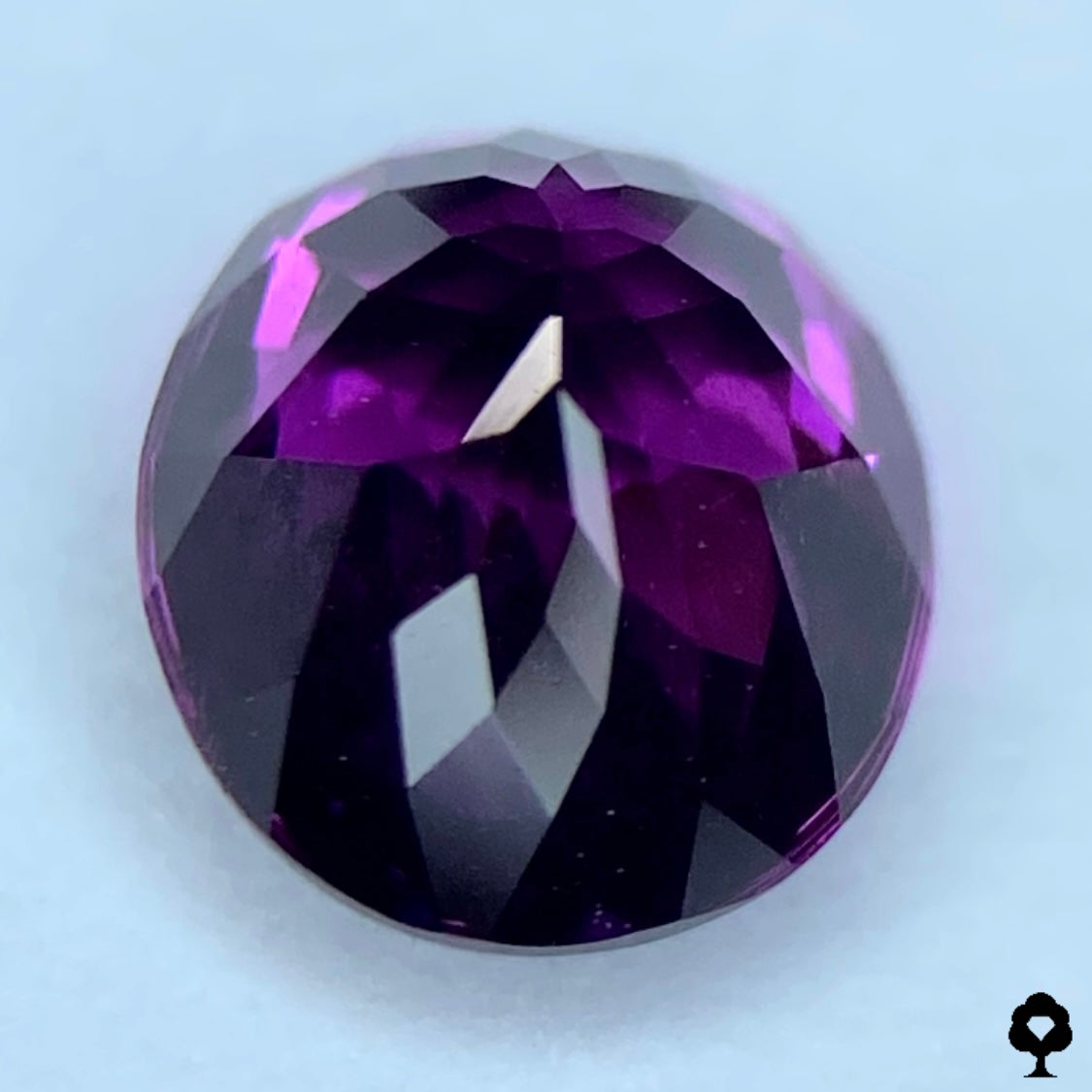 【NEW CUT】ロードライトガーネット1.62ct★バフトップに浮かぶ花が可愛すぎる新カット