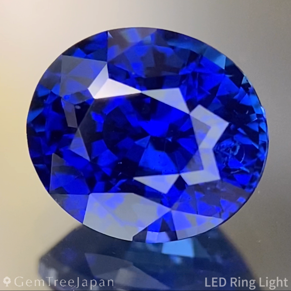 Royal Blue Sapphire 2.144ct / Sri Lanka