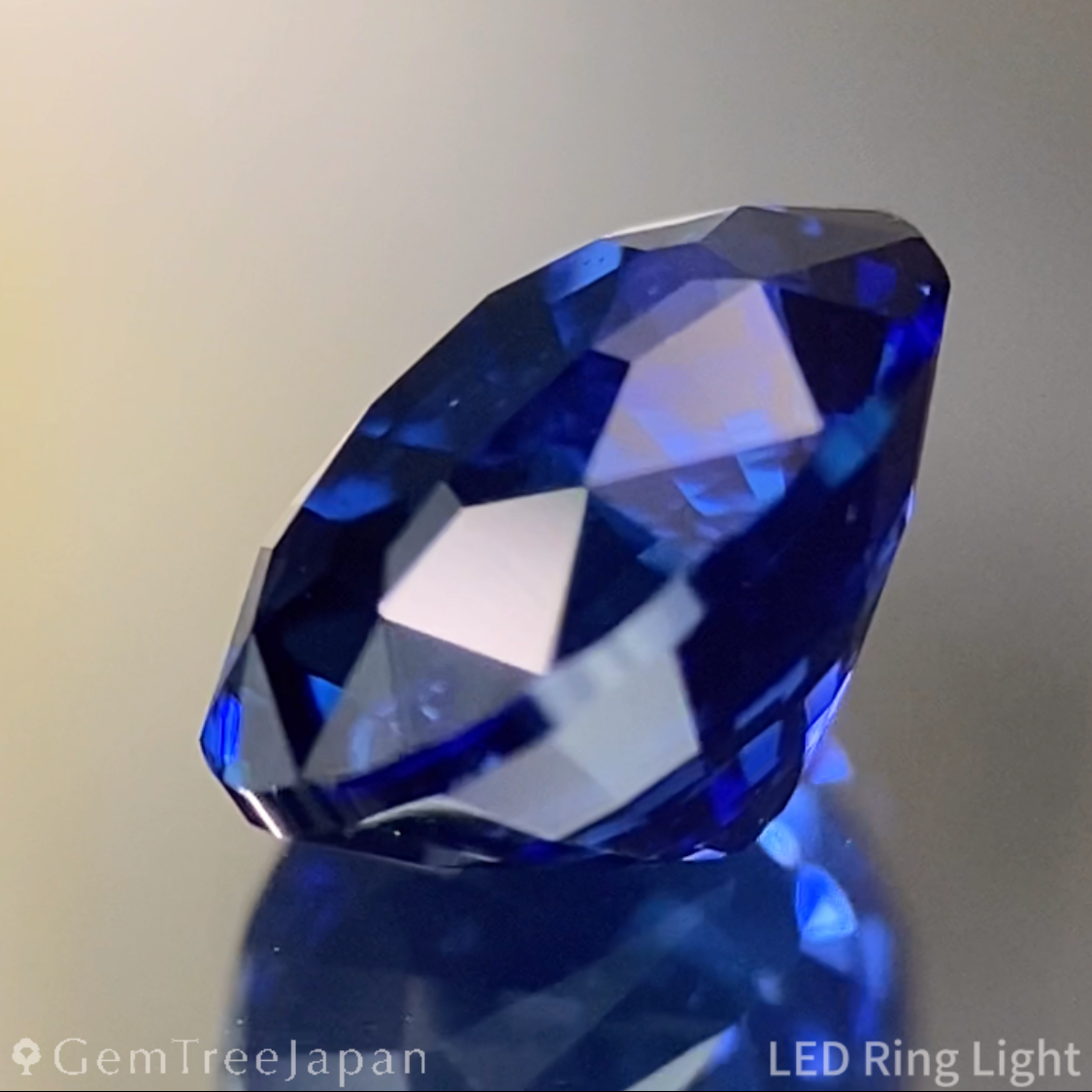 Royal Blue Sapphire 2.144ct / Sri Lanka