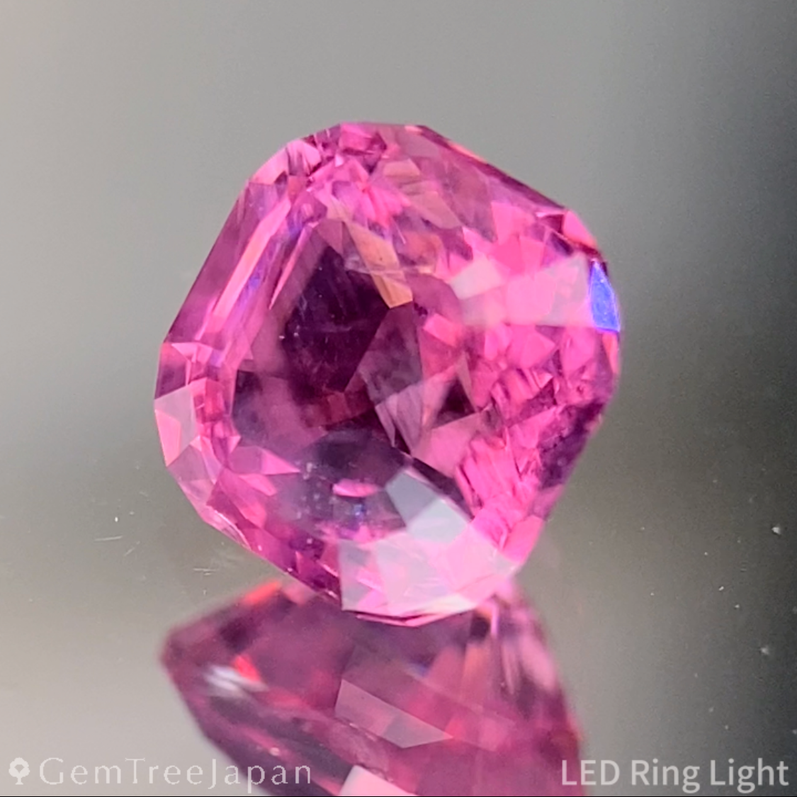 Mahenge Spinel 0.814ct / Tanzania