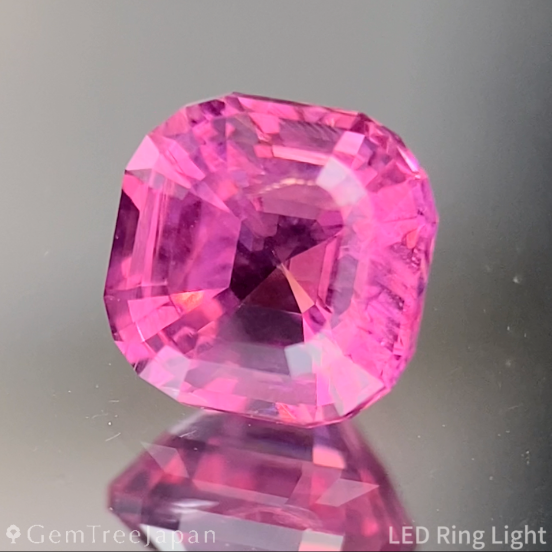 Mahenge Spinel 0.814ct / Tanzania