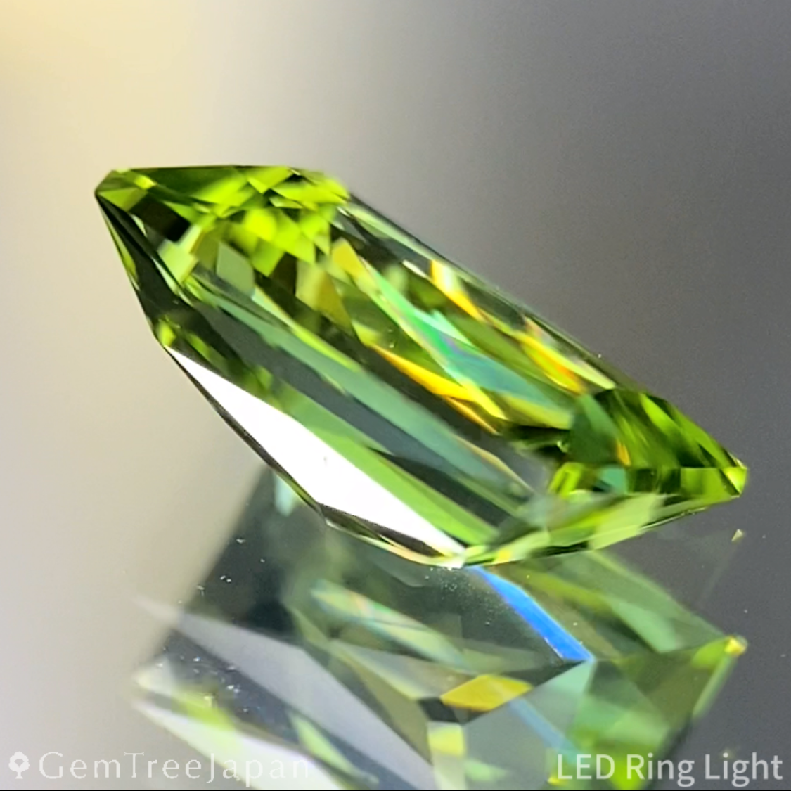 Peridot 1.05ct / U.S.A.