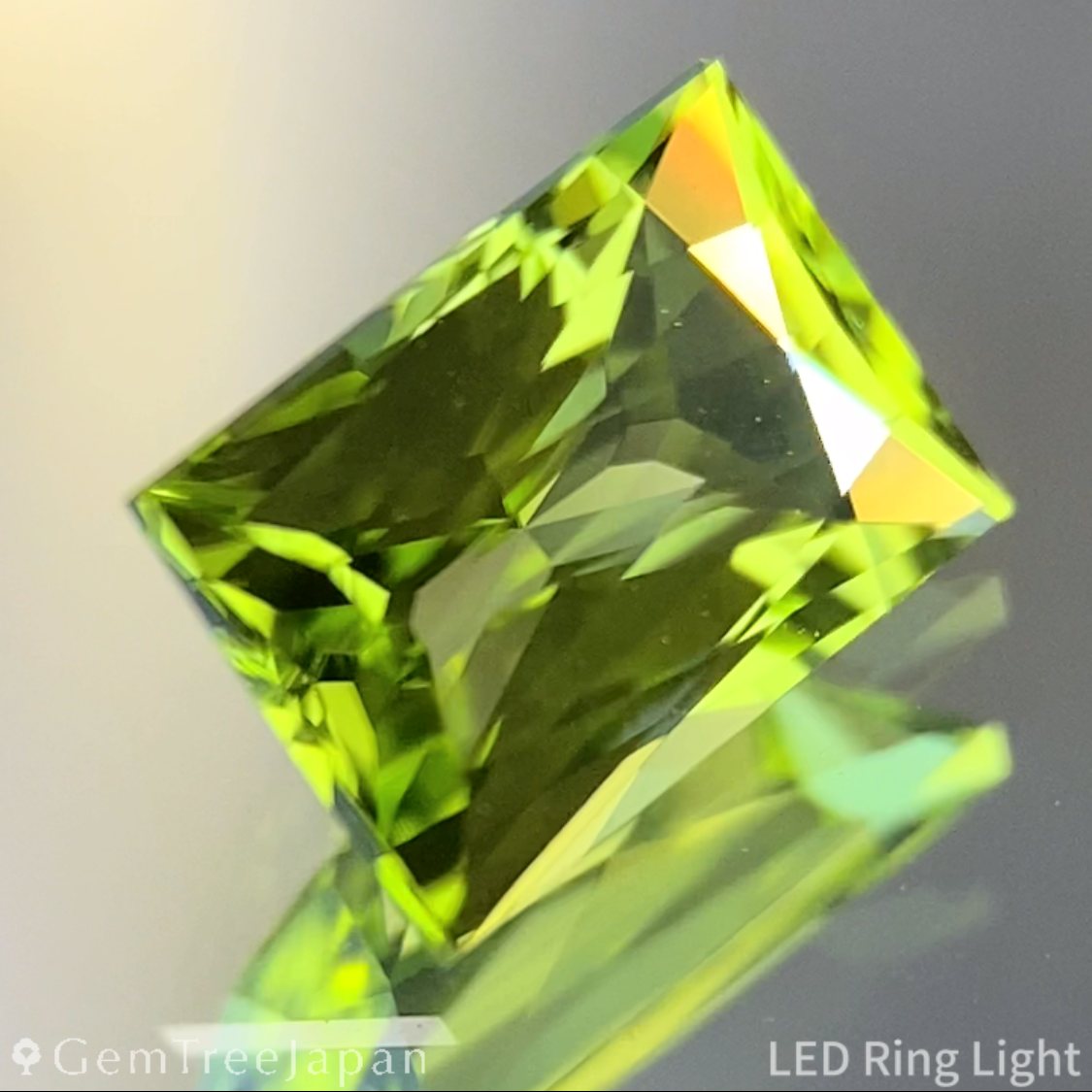 Peridot 1.05ct / U.S.A.